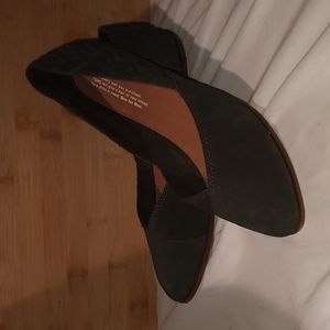 TOMS / "Forest Suede Jutti Flat" / M7 / Olive/Dark Green